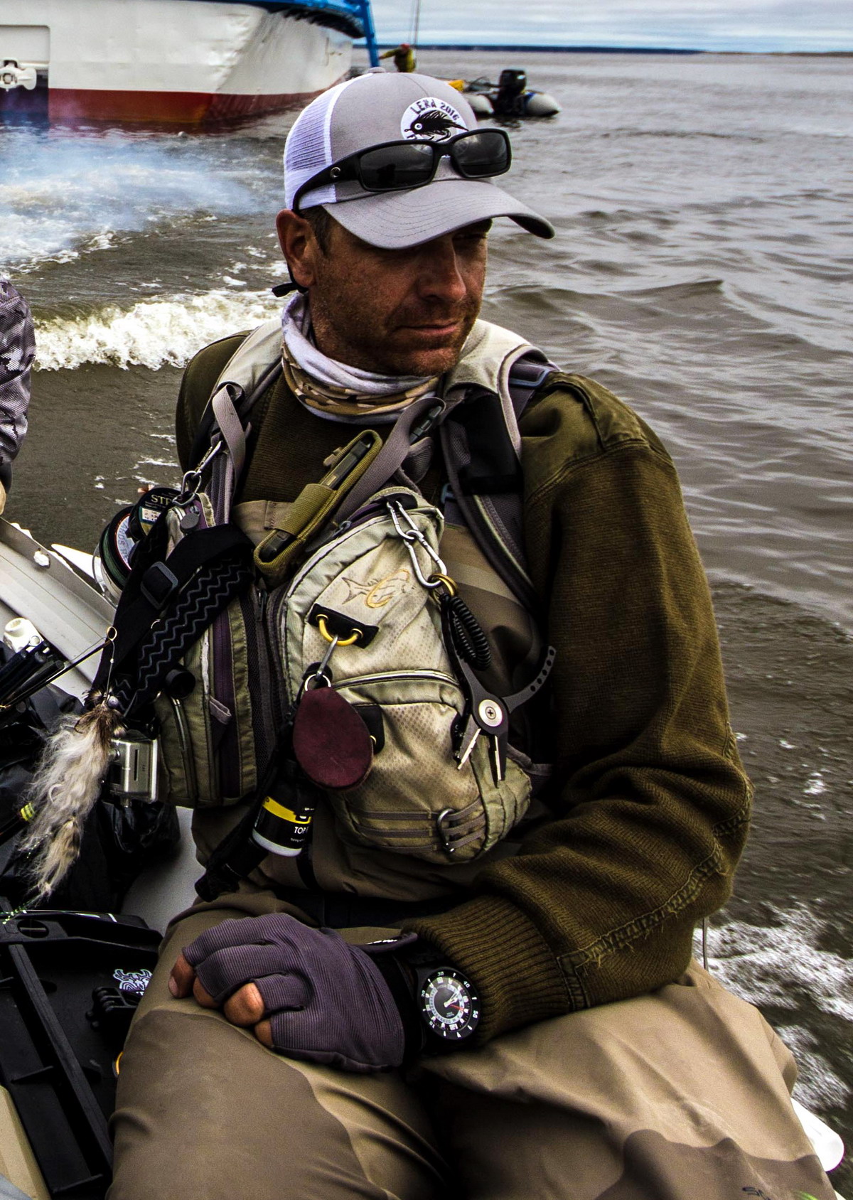 Entusiasta pescador de mosca y mosca de nivel de edad de 12 años amor combinados de la pesca con guía turístico para crear servicios de pesca guiar Lustrik. Se siente realmente el privilegio de nacer y vivir en Eslovenia, un país que puede ofrecer tan amplia variedad de opciones de pesca. Su pasión lo largo de los años se convirtió en Huchen y Taimen pesca. Diseñador y propietario de la patente de señuelos Huchen. Pioneer pescador de mosca para Huchen en Eslovenia y en otras partes de Europa.
